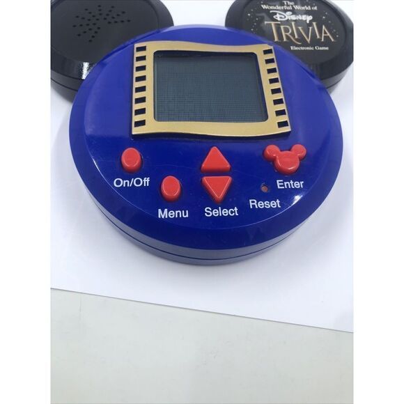The Wonderful World Of Disney Trivia Hand Held Electronic Game Mickey Mouse - Picture 10 of 10
